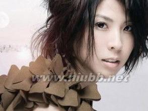 独角戏许茹芸背景,独角戏中的情感独白，演绎人生百态