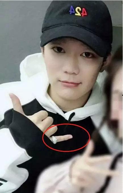 娱乐圈吃瓜贾乃亮微博